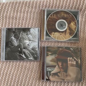 Set of 3 Taylor Swift CDs